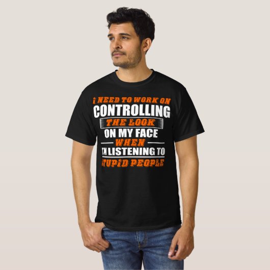 Werken die controle houden, gezichtsopname stoutmo t-shirt (Voorkant volledig)