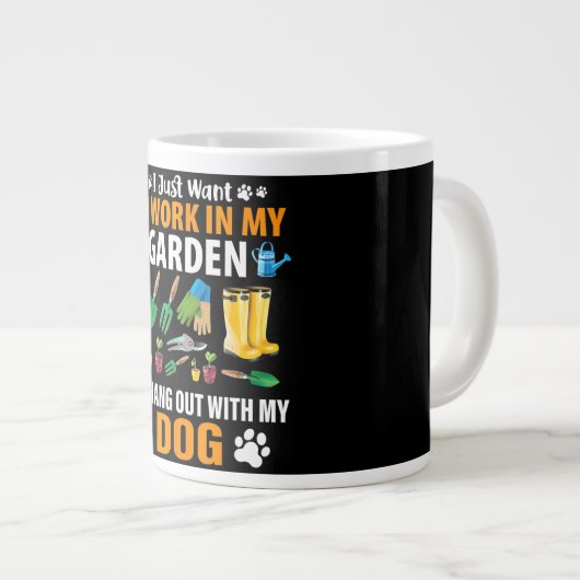 Werken in mijn tuin en met mijn hond grote koffiekop (Voorkant rechts)