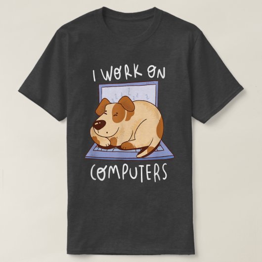 Werken op computerhond programmeur honeigenaar hon t-shirt (Design voorkant)