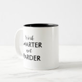 Werken slimmer dan harder tweekleurige koffiemok (Voorkant links)