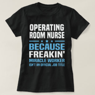 Werkende kamer verpleegster t-shirt
