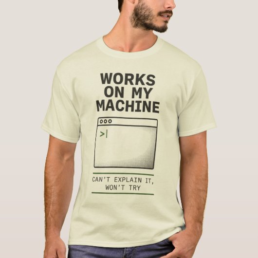 Werkt Op Mijn Computer Grappige Ontwikkelaar T-shi T-shirt (Voorkant)