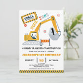 Werkzonegraafmachine in aanbouw Verjaardag Kaart (Staand voorkant)