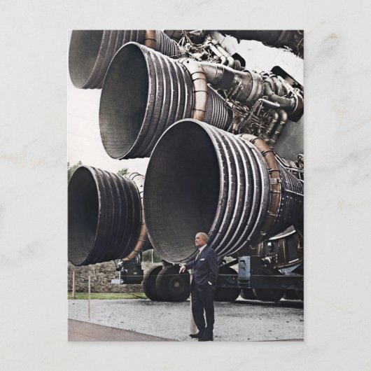 Wernher von Braun en Saturnus V Briefkaart (Voorkant)