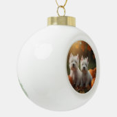 West Highland Witte Terriër Puppy Herfst Pompoen Keramische Bal Ornament (Links)