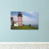 West Quoddy Head Lighthouse State Park is de Canvas Afdruk (Insitu (Houten vloer))