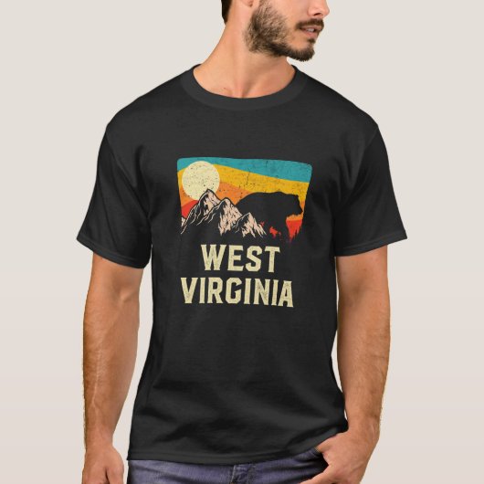 West Virginia Nature Wild Bear Retro Sunset Hiking T-shirt (Voorkant)
