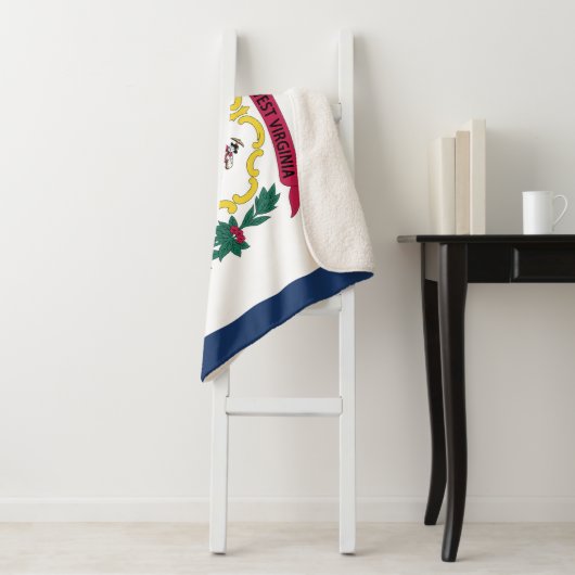 West Virginia State Flag Sherpa Deken (In situ)