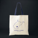 West Virginia Wedding Welcome Bag Map Tas, marine Tote Bag<br><div class="desc">Een welkome cadeautas van een bruiloft met kaart-afbeelding. Je gasten zullen graag in hun hotel kijken en dit tas vinden vol met behandelingen die op hen wachten. U kunt het hart op de locatie van uw grote dag plaatsen met behulp van de functie "Pas verder aan".</div>