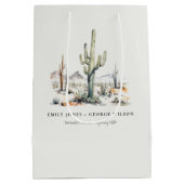 Western Boho Cactus Desert Landscape Bruiloft Medium Cadeauzakje (Achterkant)