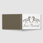 Western bruidspaard trouwt met Rustic Brown Gastenboek (Volledig)