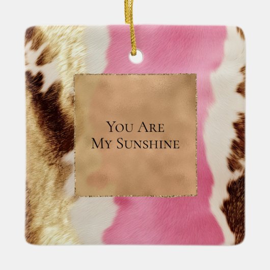 Western Roze Cream Gold Cowgirl Koeienhuid Keramisch Ornament (Voorkant)