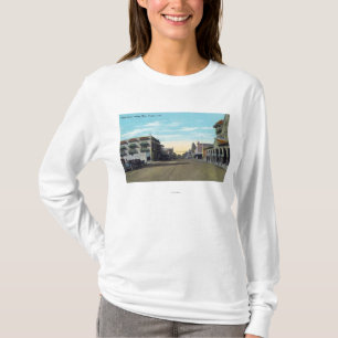 Western Uitzicht uit Main StreetVisalia, CA2 T-shirt