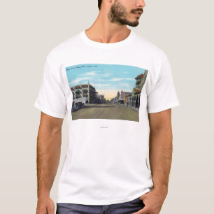 Western Uitzicht uit Main StreetVisalia, CA2 T-shirt