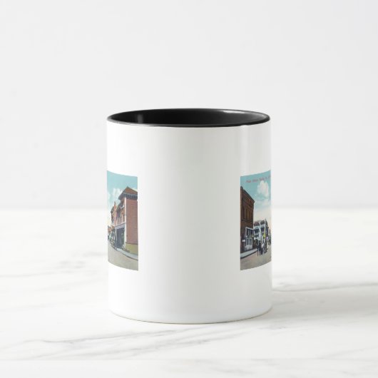 Western Uitzicht uit Main StreetVisalia, CA Mok (Midden)