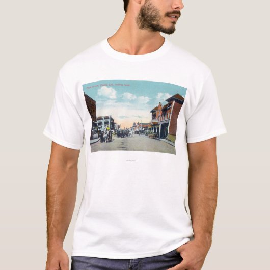 Western Uitzicht uit Main StreetVisalia, CA T-shirt (Voorkant)