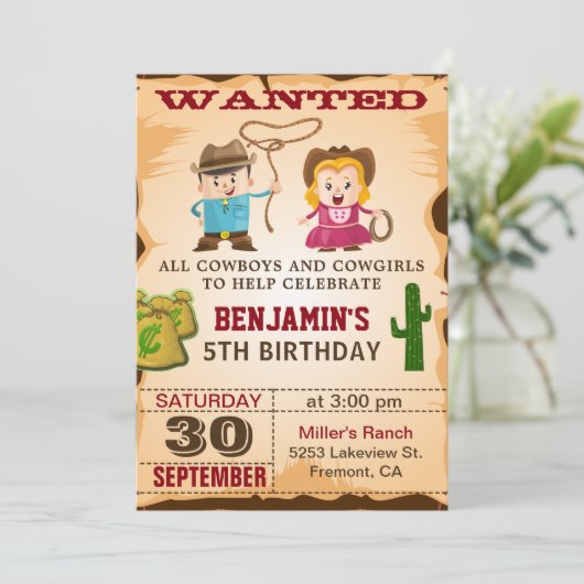 Western Wild West Gezocht Cowboy Birthday Party Kaart (Staand voorkant)