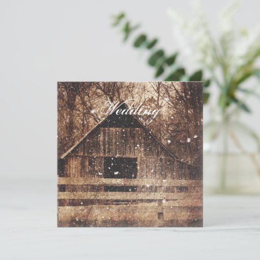 western winterbarnsteenbruiloft in het rustige lan kaart (Staand voorkant)