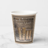 Westerne Cowboy Boots Rustic Barn Monogram Papieren Bekers (Voorkant)