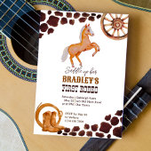 Westerne eerste rodeo zadels op paardenverjaardag kaart