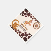 Westerne eerste rodeo zadels op paardenverjaardag servet (Hoek)