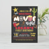 Westerne film avond verjaardag uitnodiging (Staand voorkant)