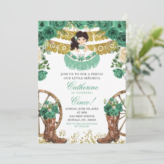 Westerne groene jager Charra Turning Cinco Kaart (Staand voorkant)