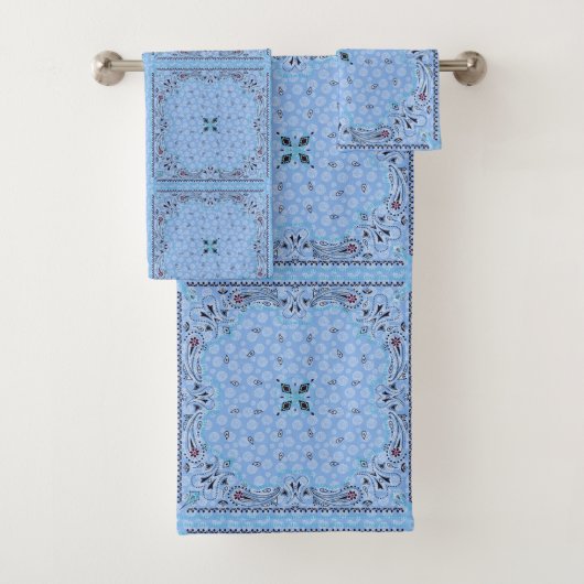 Westerne Paisley Blue Bandana Print Bad Handdoek (Insitu)