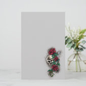 Westerne schedel met rode rozen en revolver pompje briefpapier (Staand voorkant)