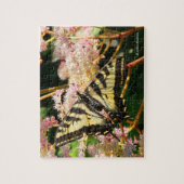 Westerne Tiger Swallowtail Butterfly op Rodgersia Legpuzzel (Verticaal)
