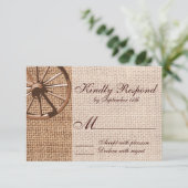 Westerne Wagon Wheel Burlap RSVP-kaart RSVP Kaartje (Staand voorkant)