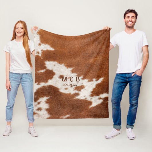 Westerse koeienhuid textuur trouwkoppel initials fleece deken (In situ)