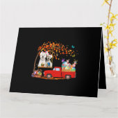 Westie draagt konijnenoor rode vrachtwagen met eie kaart (Gele Bloem)