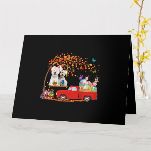 Westie draagt konijnenoor rode vrachtwagen met eie kaart (Gele Bloem)