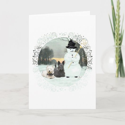 Westie en Scottie bouwen een Snowman Feestdagen Kaart (Voorkant)
