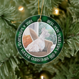 Westie kijkt uit een raam keramisch ornament