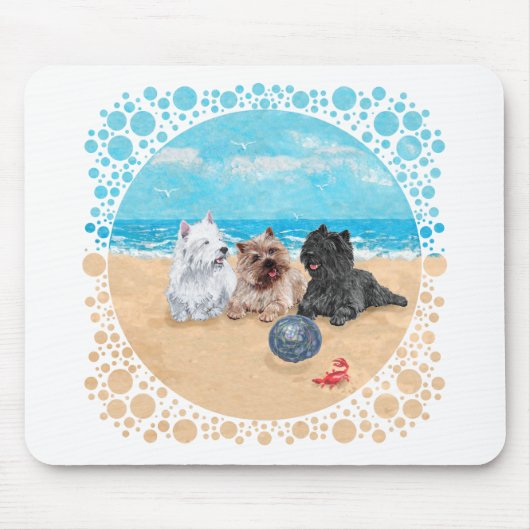 Westie met Cairn Terriers op het Strand Muismat (Voorkant)