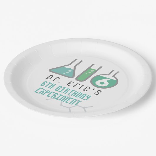 Wetenschap Experiment Groene Jongen Verjaardag Papieren Bordje (Gekanteld)