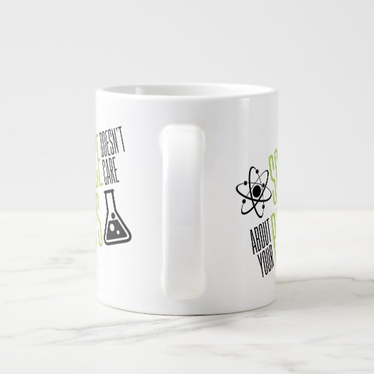 Wetenschap geeft er niets om grote koffiekop (Achterkant)