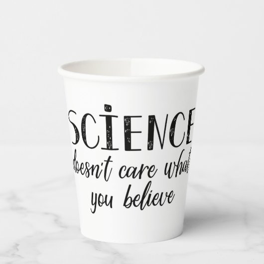 Wetenschap geeft niet om wat je gelooft 2 papieren bekers (Links)