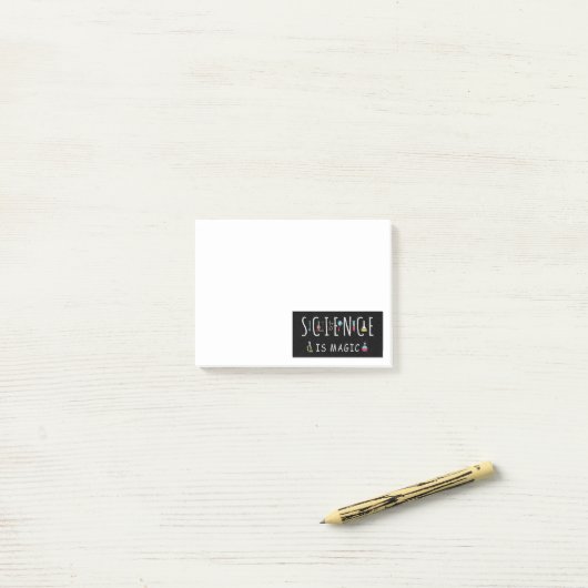 Wetenschap is magie post-it® notes (Op bureau)