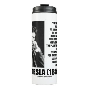 Wetenschappelijke mens Nikola Tesla mikt niet op h Thermosbeker
