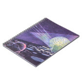  wetenschapskictie, een gloeiende Orb met buitenaa Notitieboek (Linkerzijde)