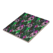 Weven in roze en groen. Keramische Tegel Tegeltje (Zijkant)