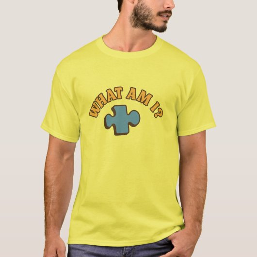 “What Am I?” Puzzle Piece T-Shirt – Fun Retro Ridd (Voorkant)
