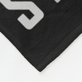 What Doesn't Kill You Make You Stronger Motivation Fleece Deken (Hoek)