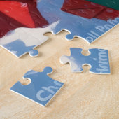 Wheaten Terrier Loopt In Sneeuw Met Kerst Pet Legpuzzel (Zijkant)