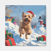 Wheaten Terrier Loopt In Sneeuw Met Kerst Pet Magneet (Voorkant)