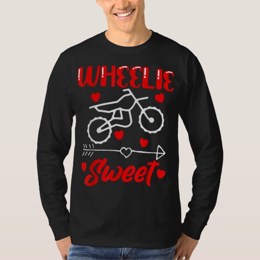 Wheelie Sweet Funny Valentijnsdag Heart Dirt Bik T-shirt (Voorkant)