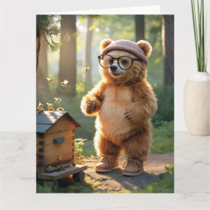 Whim Bear Imker in een Zonnig Bos Kaart